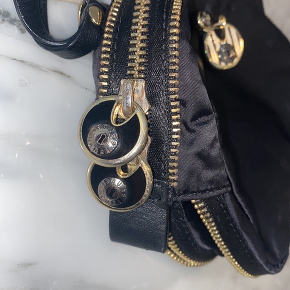 Henri Bendel Small pouch cross body - Picture 2 of 5